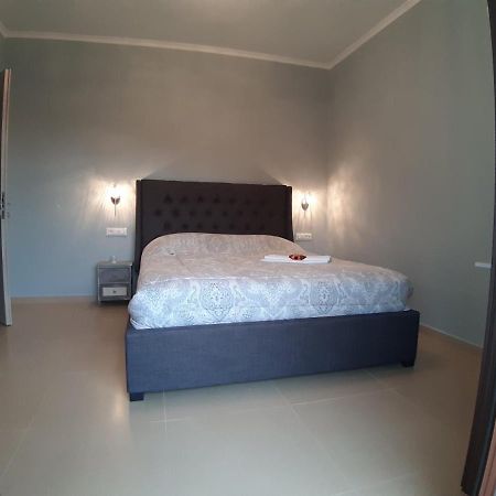 Green View Apartment Agios Petros  ภายนอก รูปภาพ